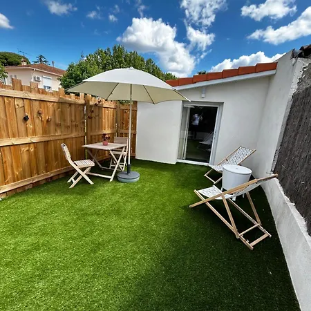 Cosy Centre Historique 샬레 *