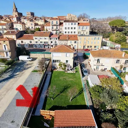 Dağ evi Cosy Centre Historique Fréjus